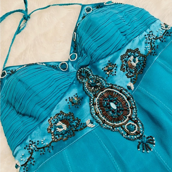 Dress - Picture 1 of 7